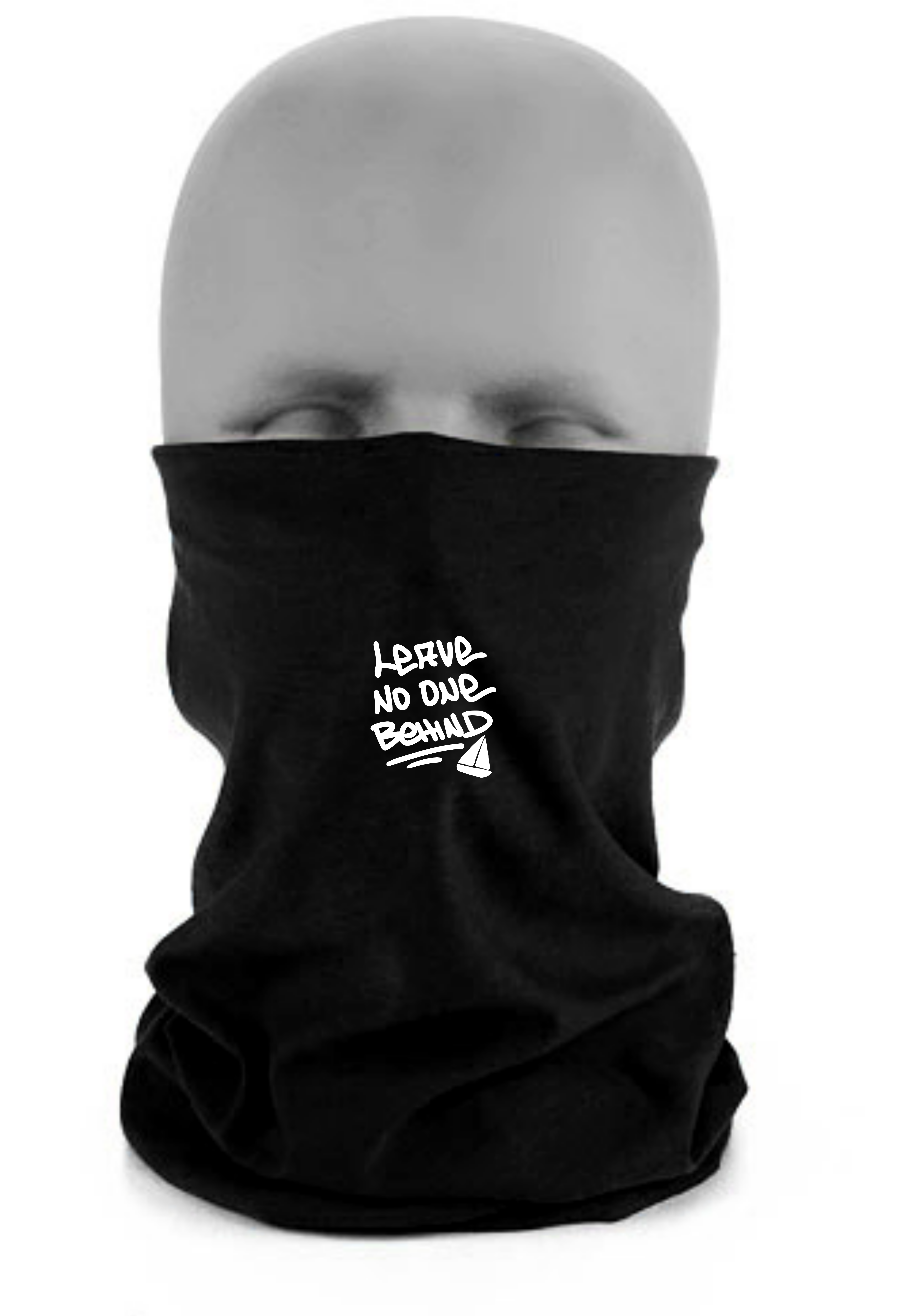 Schwarze Halswärmer aus weichem Material mit dem Aufdruck "Leave No One Behind".