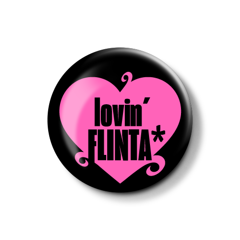 Pinkes Herzlogo mit dem Text "lovin' FLINTA*".